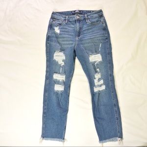 Hollister Distressed Raw Hem Curvy High Rise Mom Jean Size 29